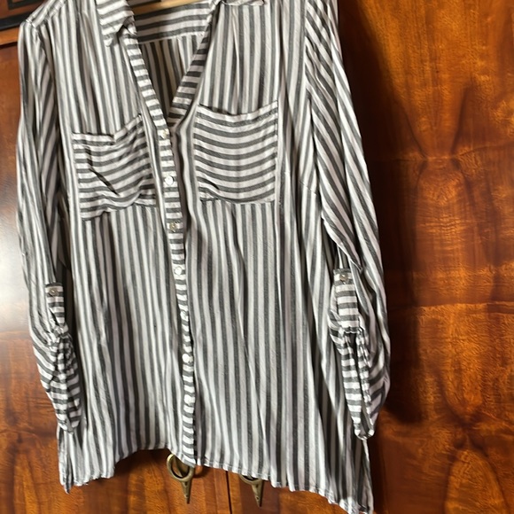Ruby Rd. Long sleeve button down shirt, Size XL, Black and white stripe - Picture 8 of 12
